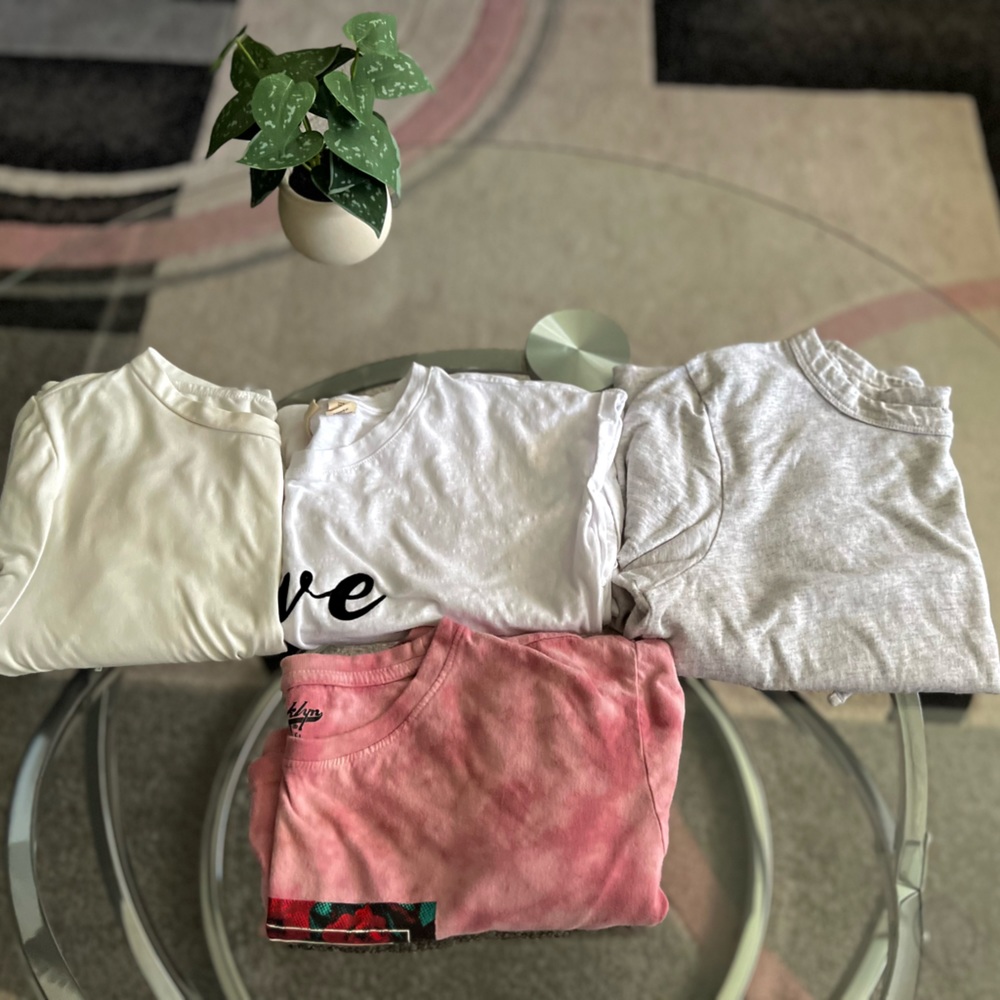 Women’s basic shirts (Size M and S)